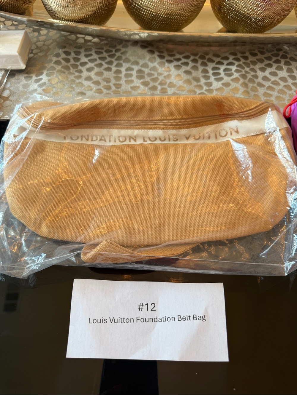 Summer Fun Appreciation Bvlgari Cosmetics Beauty Pouch with Lots of Goodies. - Picture 7 of 12